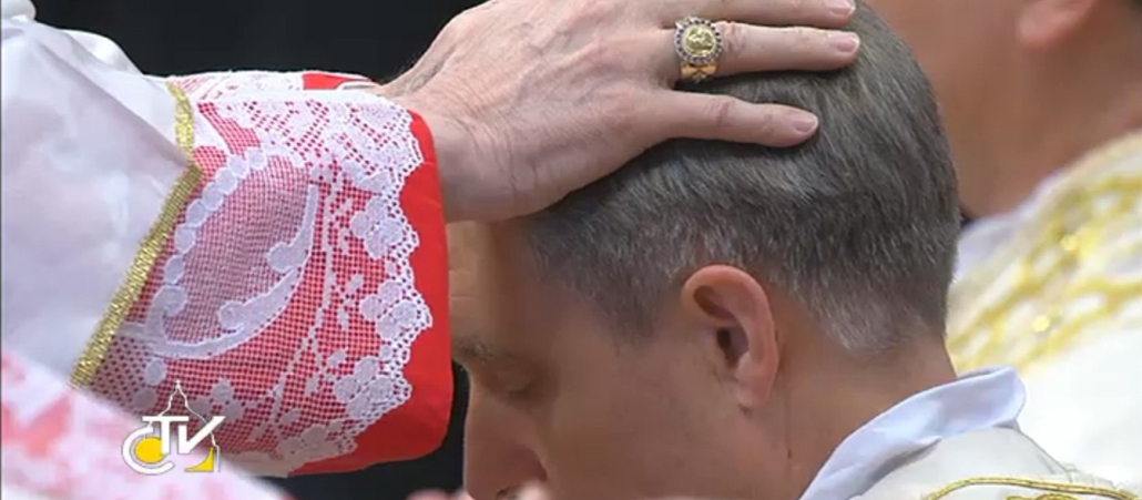 Am 6. Januar 2013 wurde der aus dem Schwarzwald stammende Papstsekretär Georg Gänswein von Benedikt XVI. im Petersdom zum Bischof geweiht.