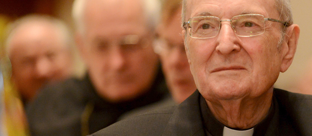 Meisner im schwarzen Talar.