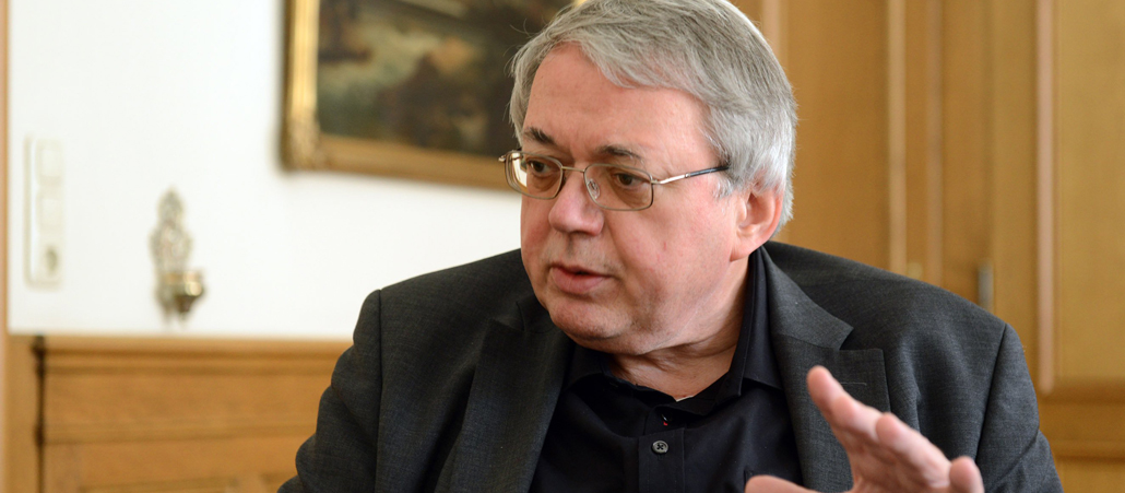 Karl Hillenbrand im Porträt