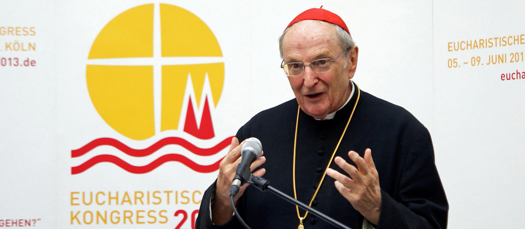 Kardinal Joachim Meisner bei einer Pressekonferenz zum Eucharistischen Kongress.