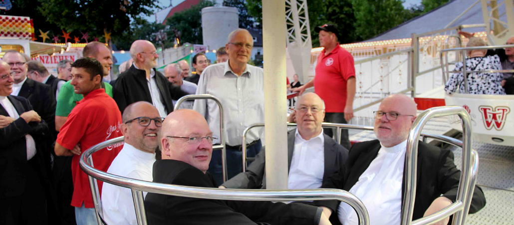 Bischöfe im Riesenrad