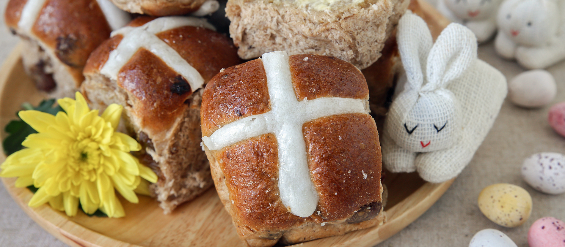 Hot cross bun