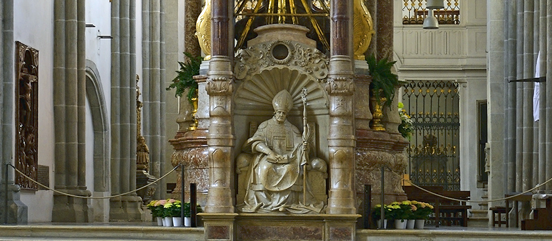 Das Grab des heiligen Willibald im Dom zu Eichstätt