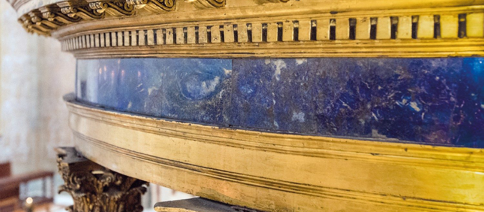 Detailansicht des Tabernakels im Petersdom