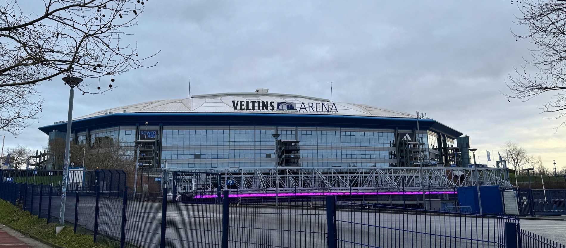 Die Veltins-Arena war das erste deutsche Fußballstadion mit einer Kapelle. 