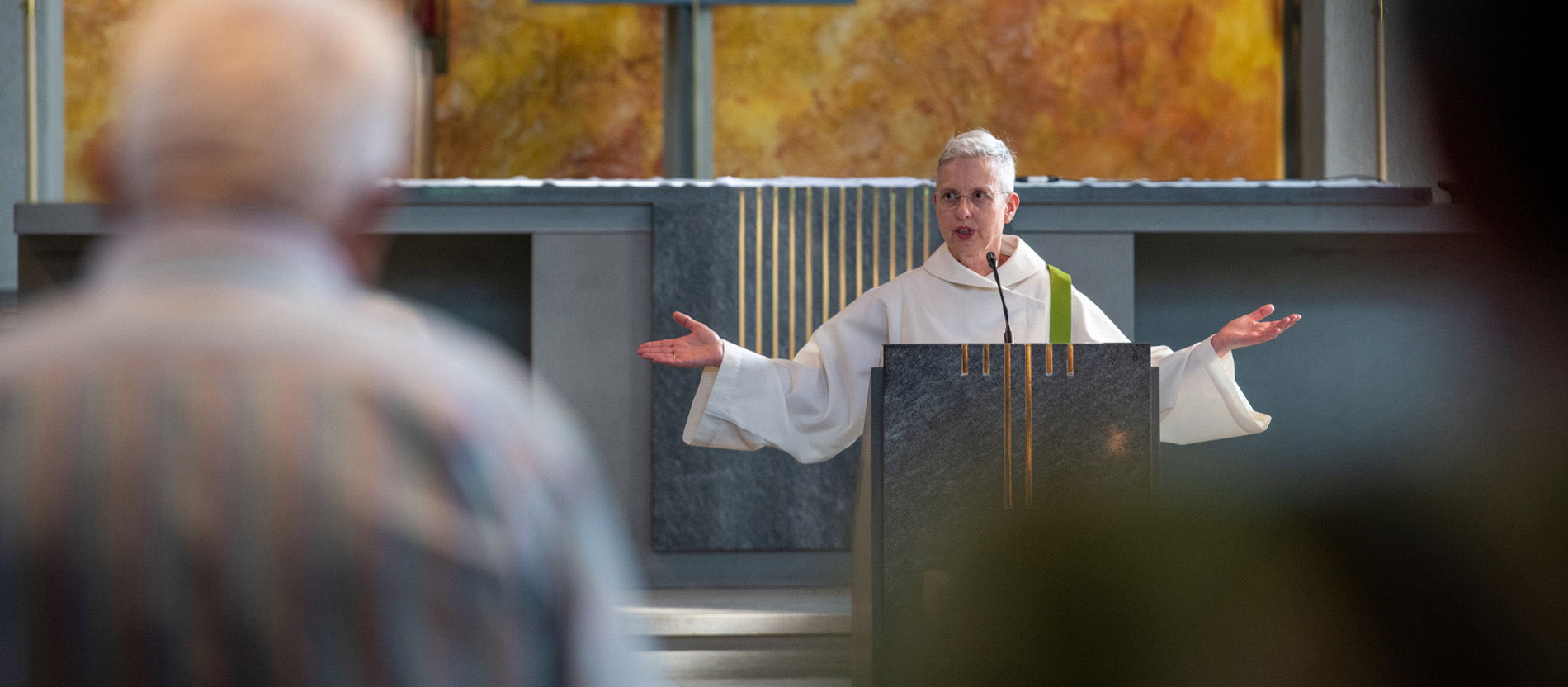 Neue Studie: Mehr Mitwirkung, neuer Stil – Frauen verändern die Kirche