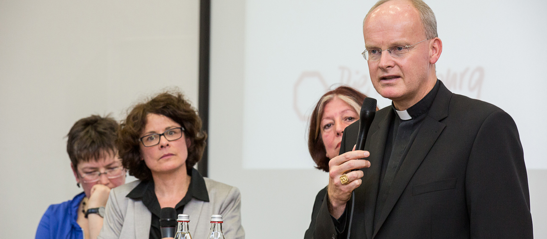 Overbeck dämpft Erwartungen