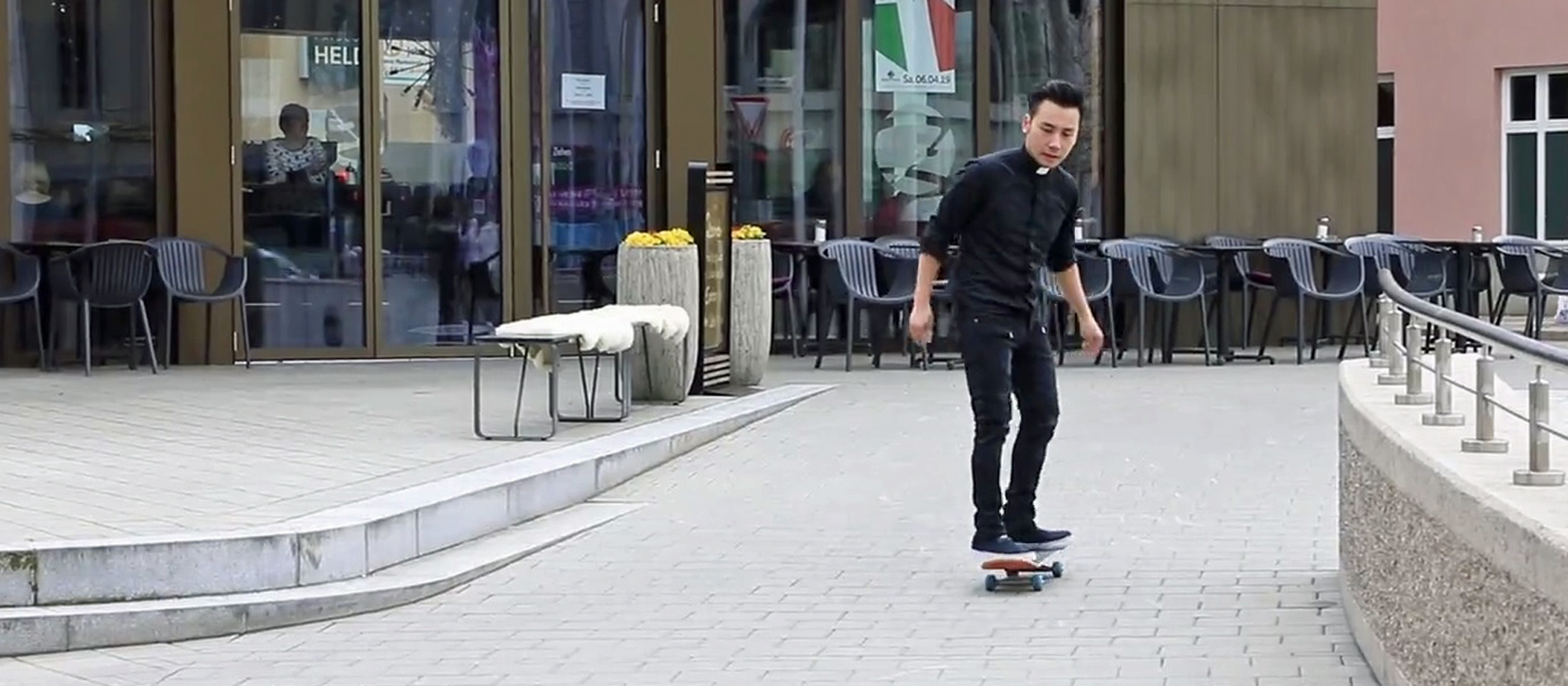 Vom Skateboarder zum Priester