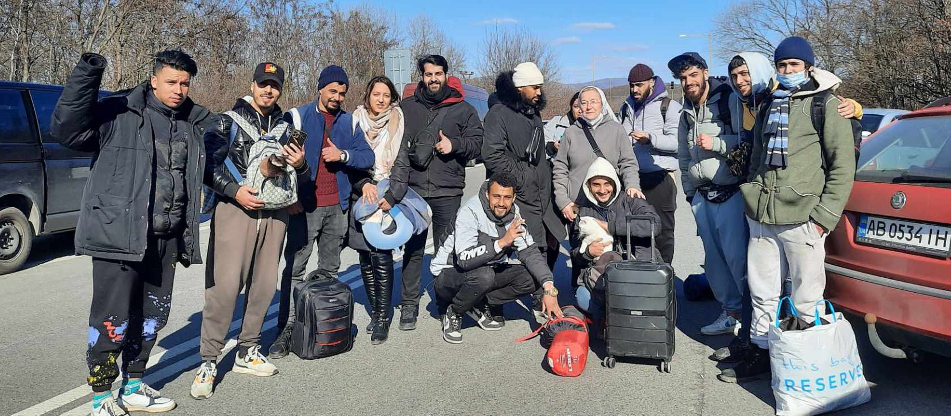 Sr. Helena und geflüchtete Studenten