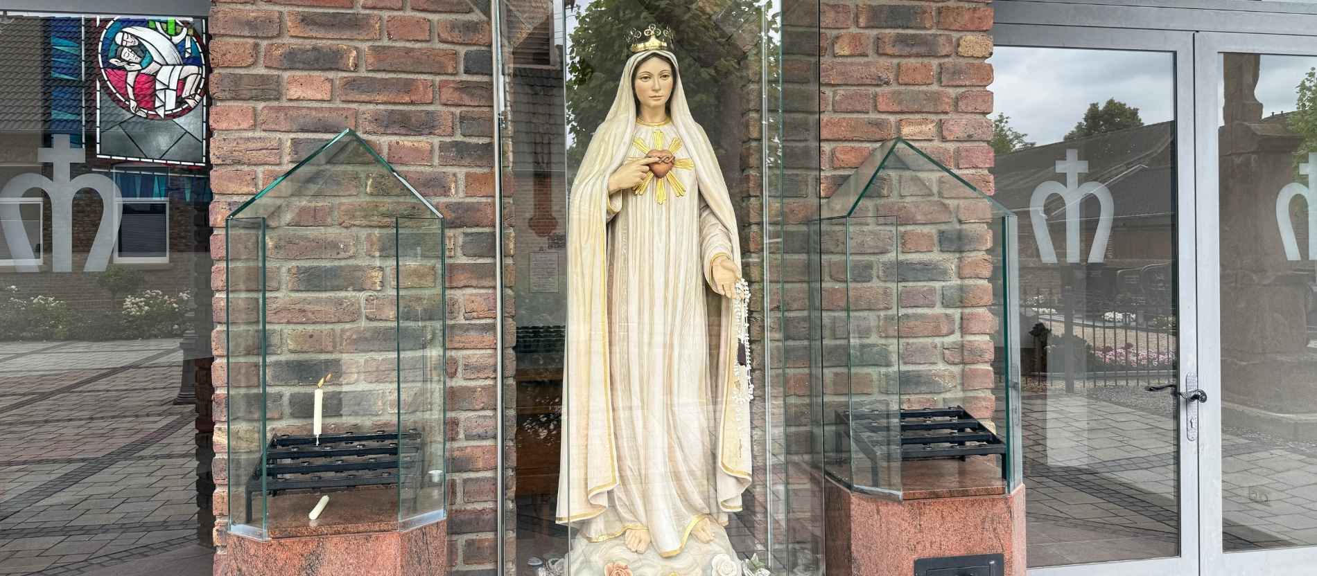 Eine Marienfigur in der Fatimakapelle in Sievernich