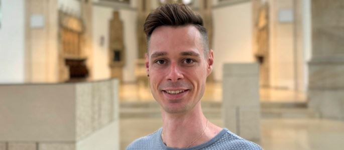 Jan Diekmann engagiert sich seit 2018 in der Queergemeinde Münster. 