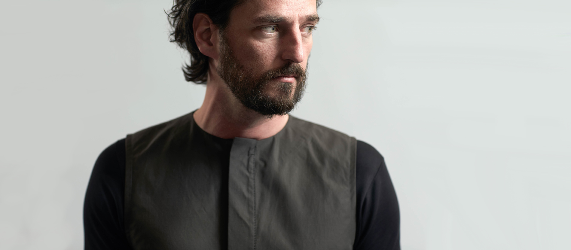 Der neue Habit des Dominikanerordens vom niederländischen Modelabel Byborre.
