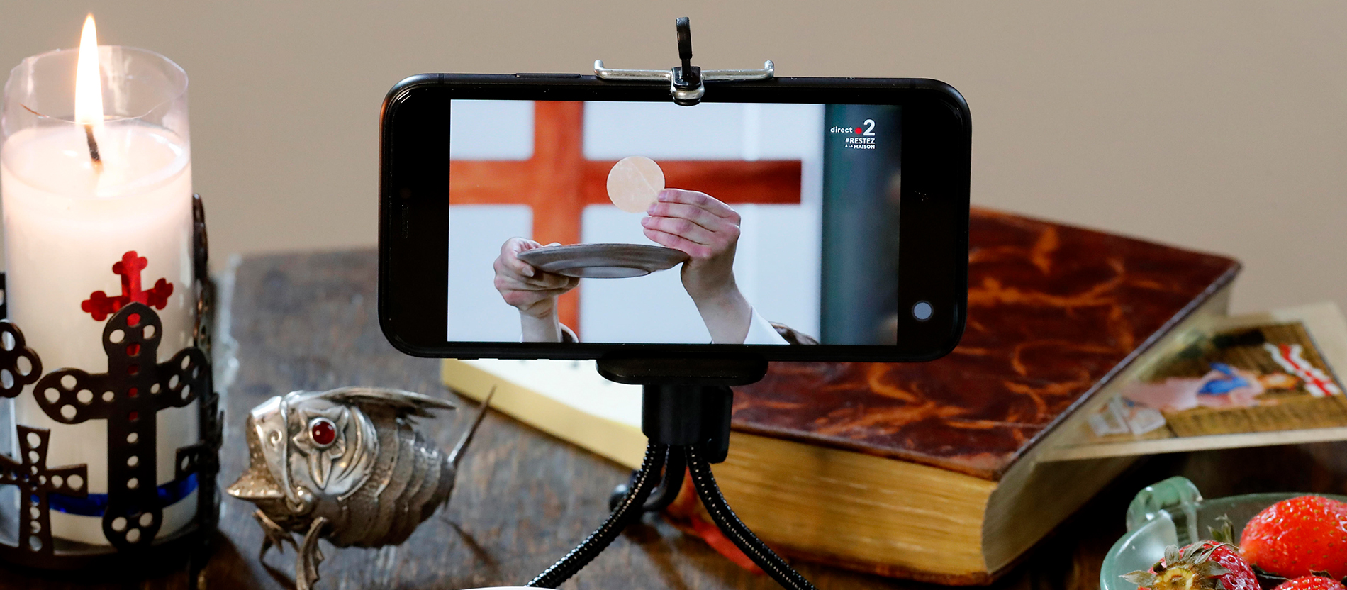 Bibel TV seit 20 Jahren auf Sendung: Gut christlich oder rückständig?