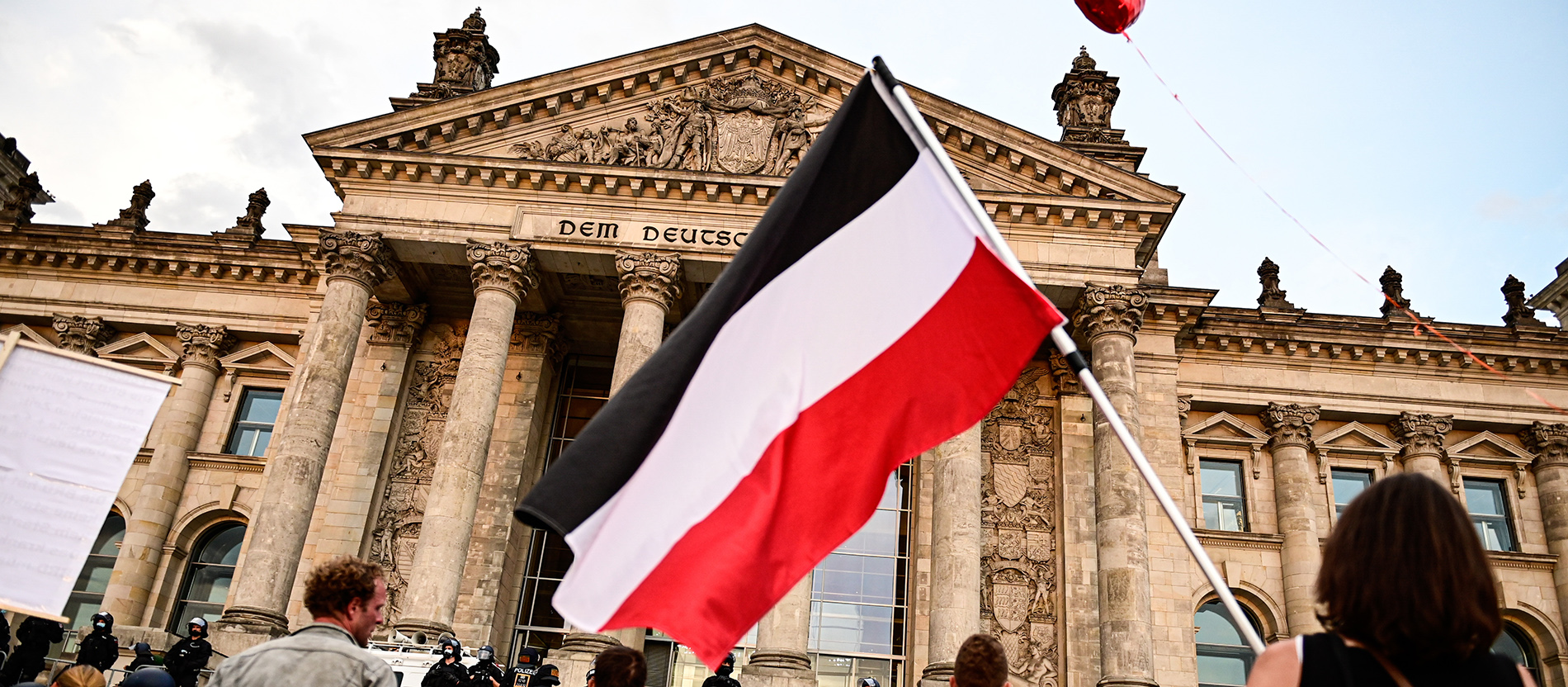 Justitia et Pax: Demokratie und Zusammenhalt durch Autoritäre bedroht