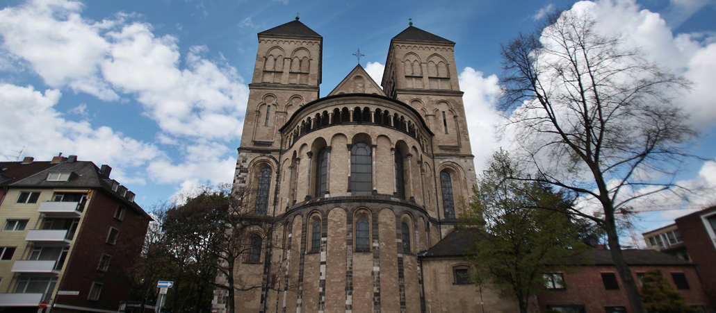 Die Basilika St. Kunibert fotografiert am Montag (23.04.2012) in Köln