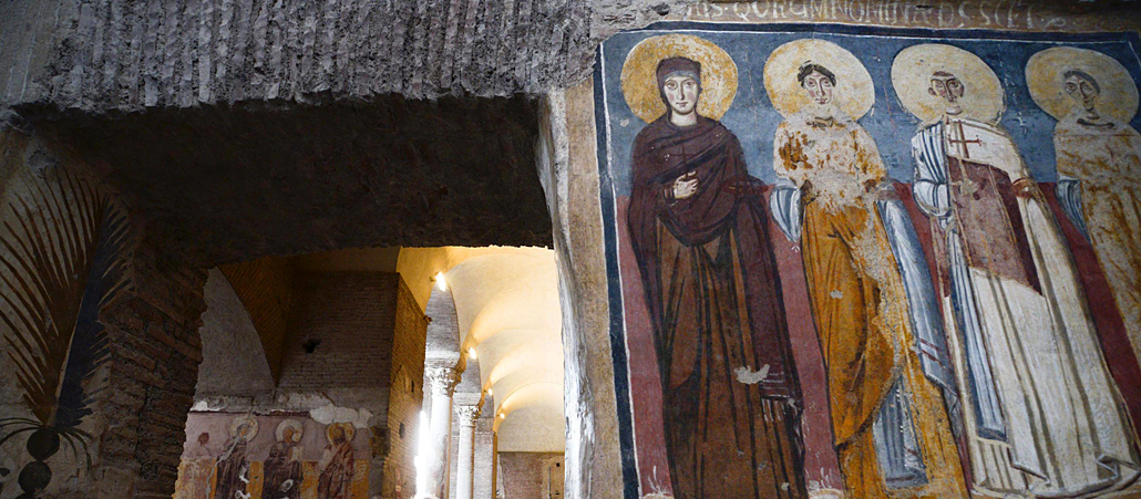 Fresken aus dem 7. und 8. Jahrhundert bezeugen das Urchristentum.