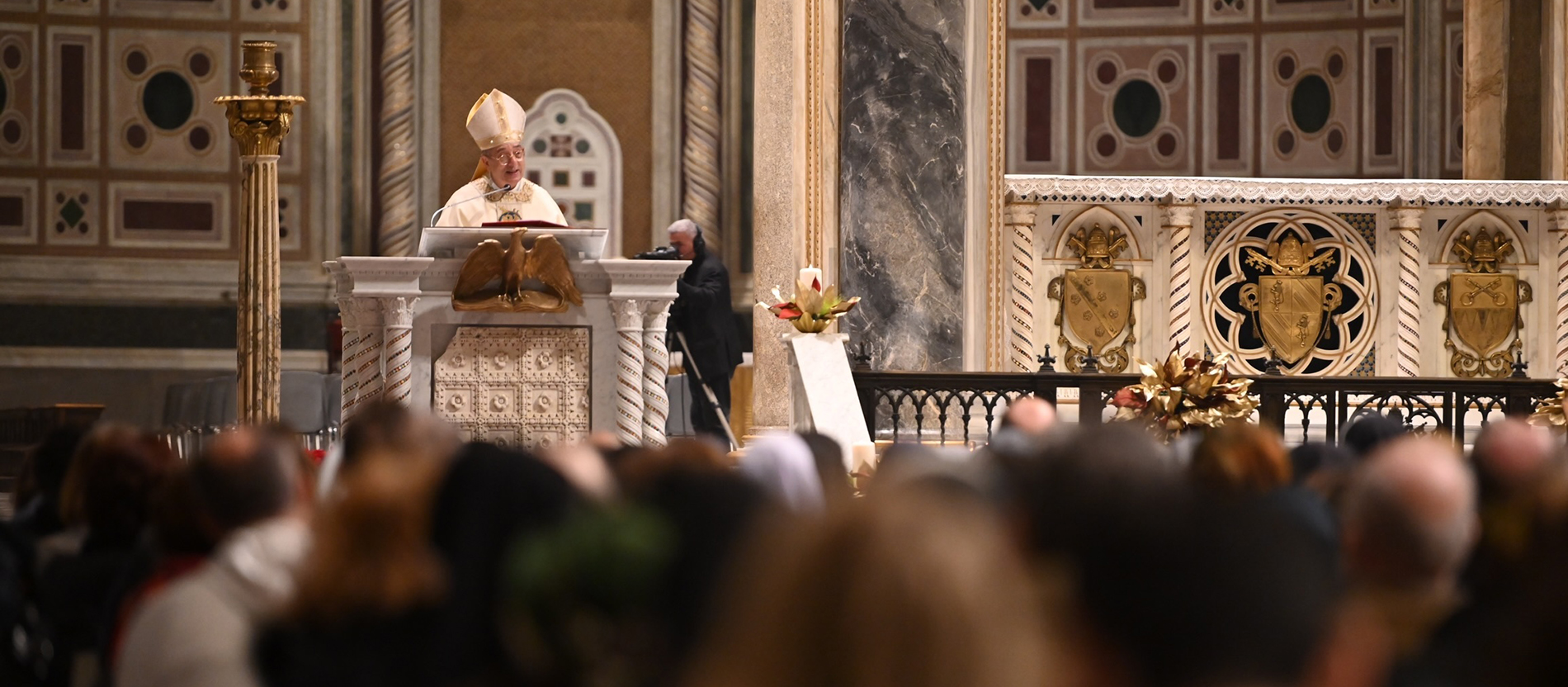 "Liebe zu Christus und der Kirche": Rom feiert Messe für Benedikt XVI.
