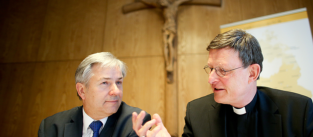 Berlins Regierender Bürgermeister Klaus Wowereit (SPD) und Kardinal Rainer Maria Woelki (von links).
