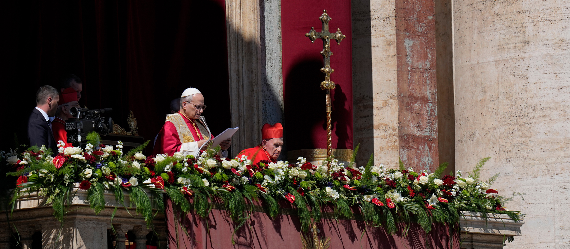 Leo XIV. spendet den Segen "Urbi et Orbi"