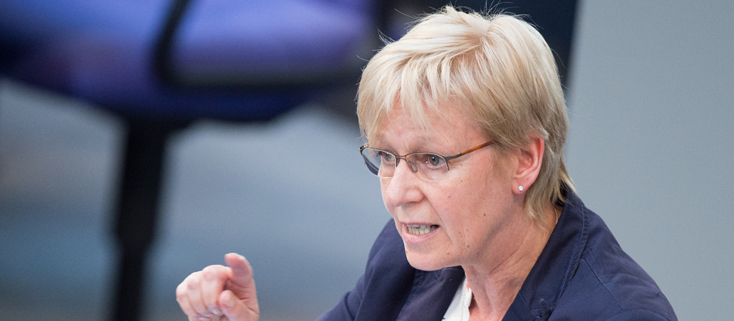 Maria Klein-Schmeink (Bündnis 90/Die Grünen) ist seit 2009 Mitglied des Deutschen Bundestags (Landesliste Nordrhein-Westfalen). Sie ist gesundheitspolitische Sprecherin der Grünen-Bundestagsfraktion.