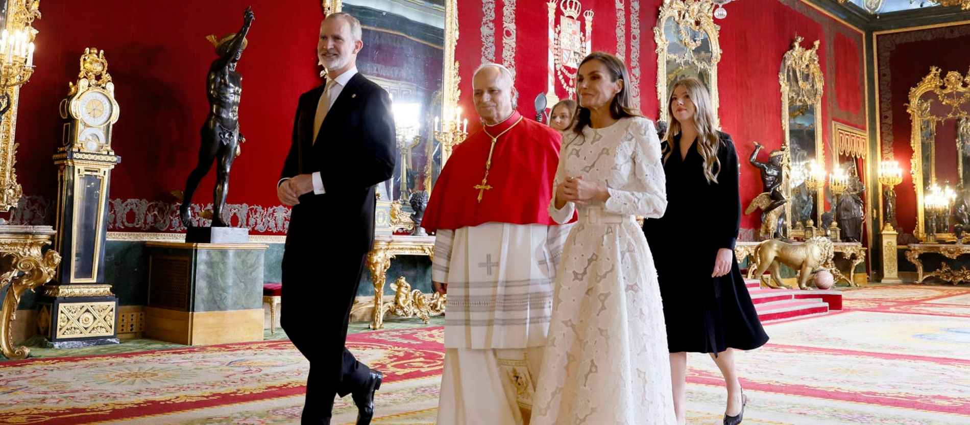 Papst Leo XIV. mit dem spanischen Königspaar in Madrid.