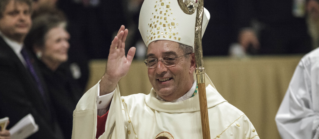 Im Jahr 2015 wurde Angelo De Donatis von Papst Franziskus in der Lateranbasilika zum Bischof geweiht.