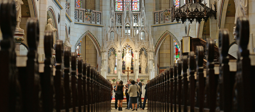 Im neuen Glanz erstrahlt die Schlosskirche in Wittenberg (Sachsen-Anhalt) am 11.05.2016 nach der Sanierung.