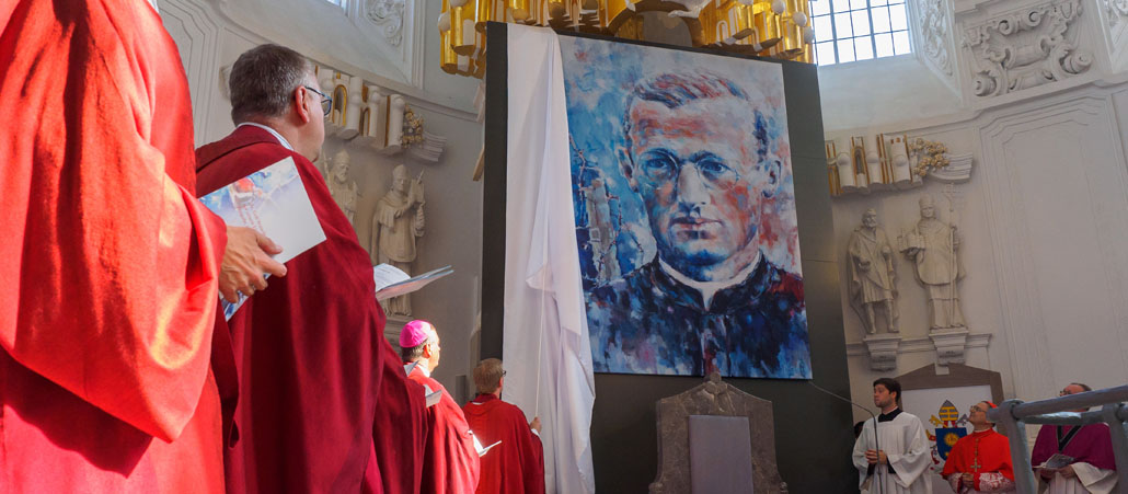 Seligsprechung von Pater Unzeitig im Würzburger Dom. 