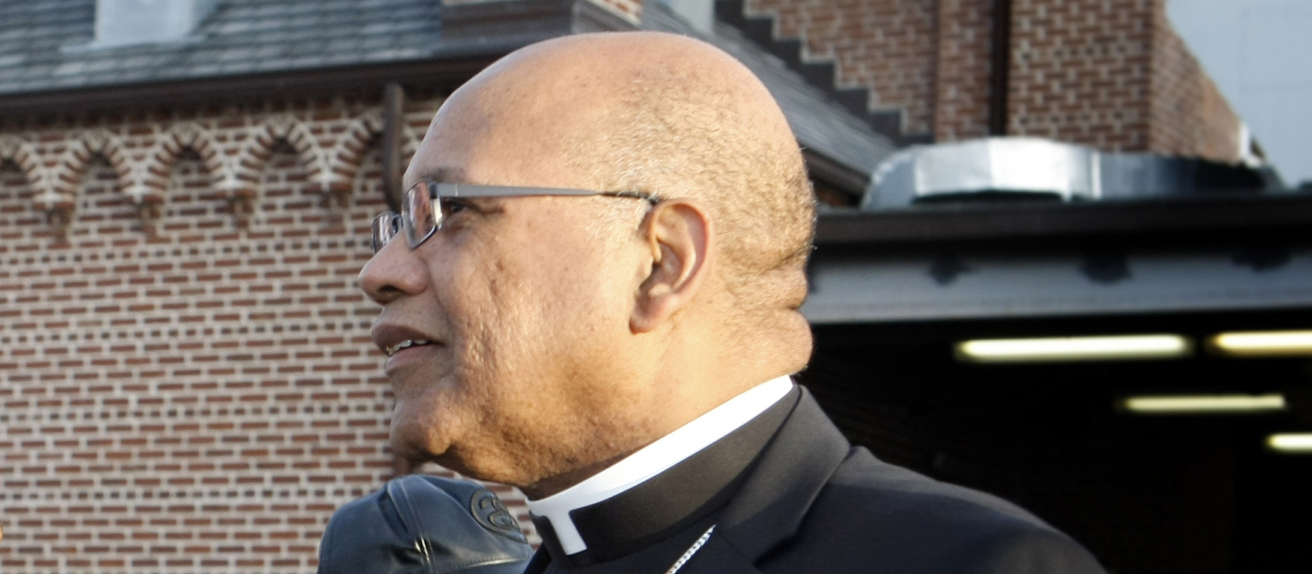 Papst setzt Bischof von Memphis ab