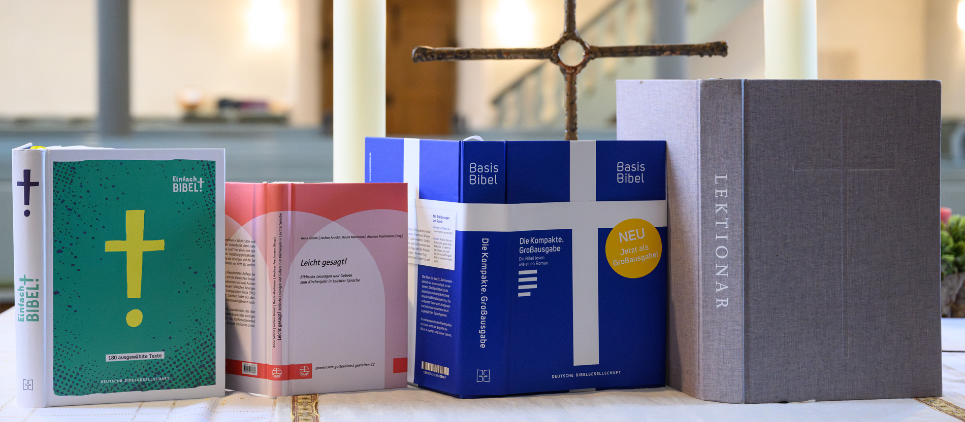 Verschiedene Bibeln und das Lektionar
