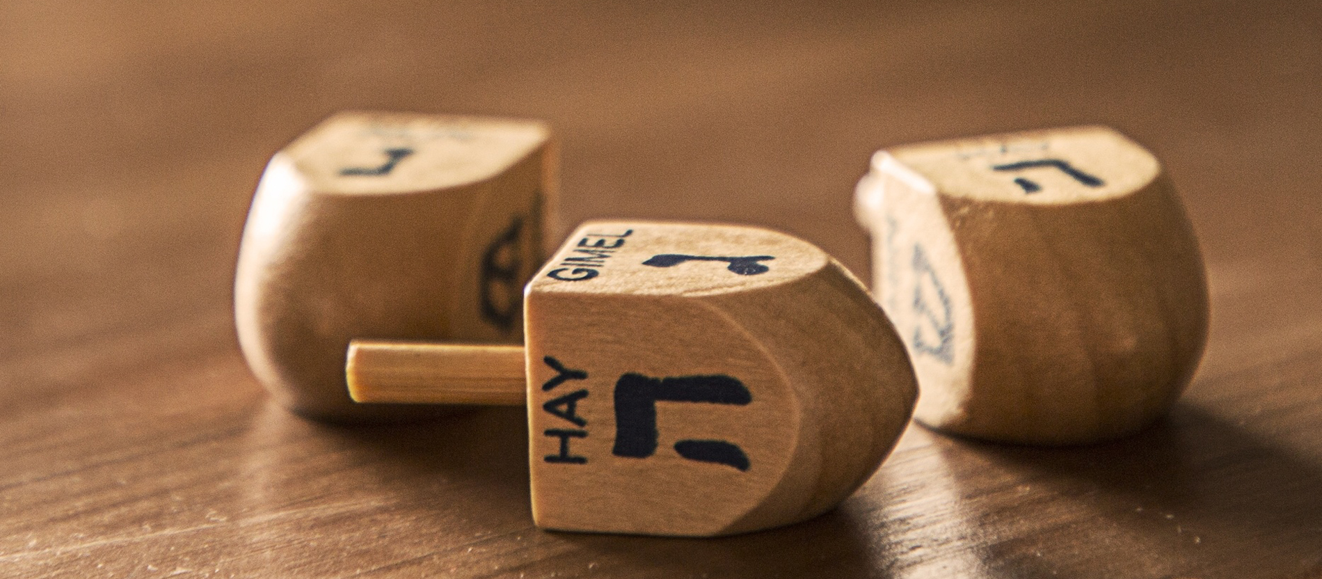 Der Dreidel, ein vierseitiger Kreisel
