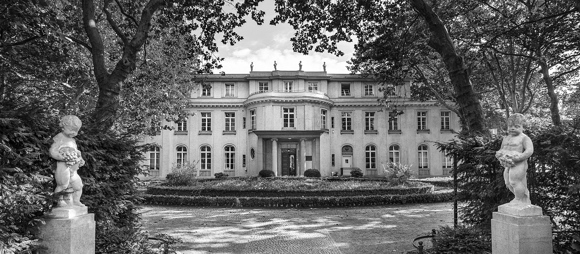 Treffen der Schreibtischmörder