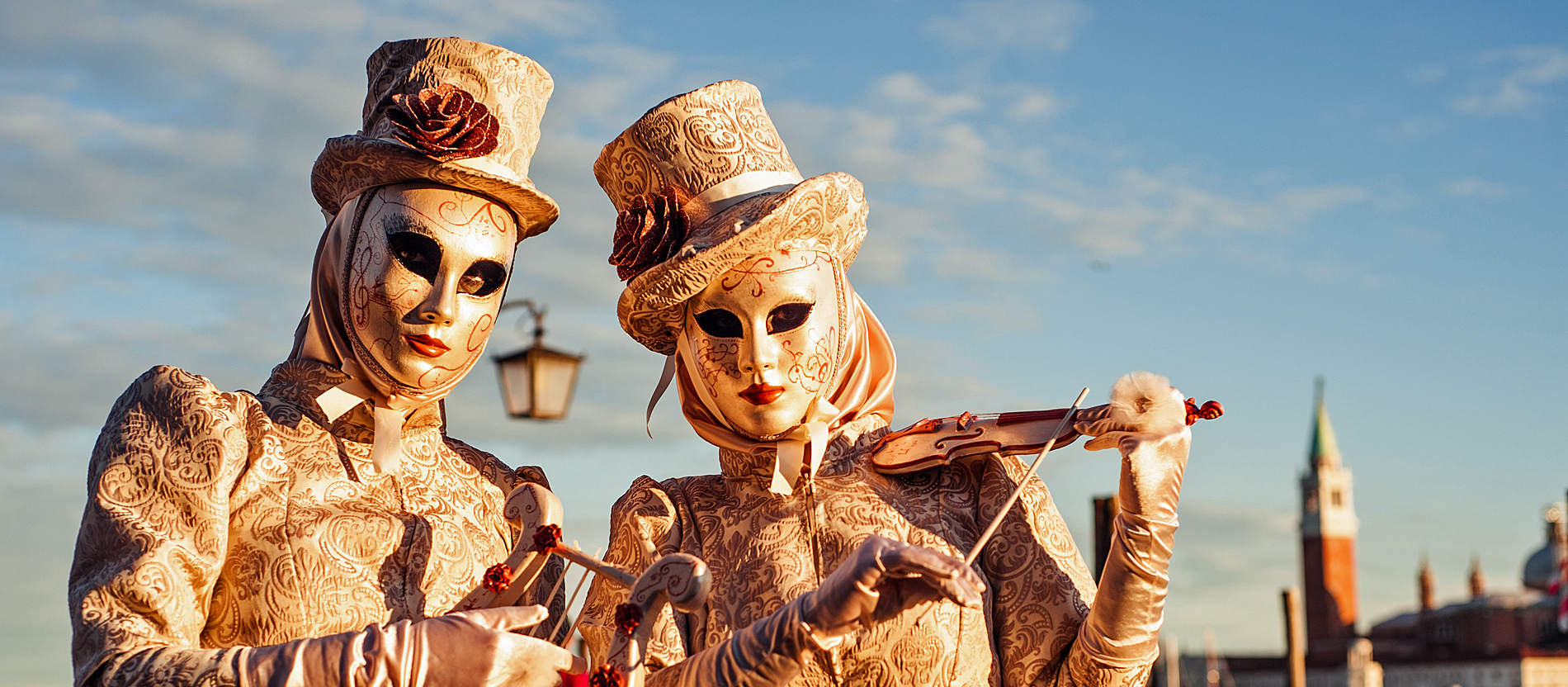 Pro und Contra: Bütten-Predigten zu Karneval
