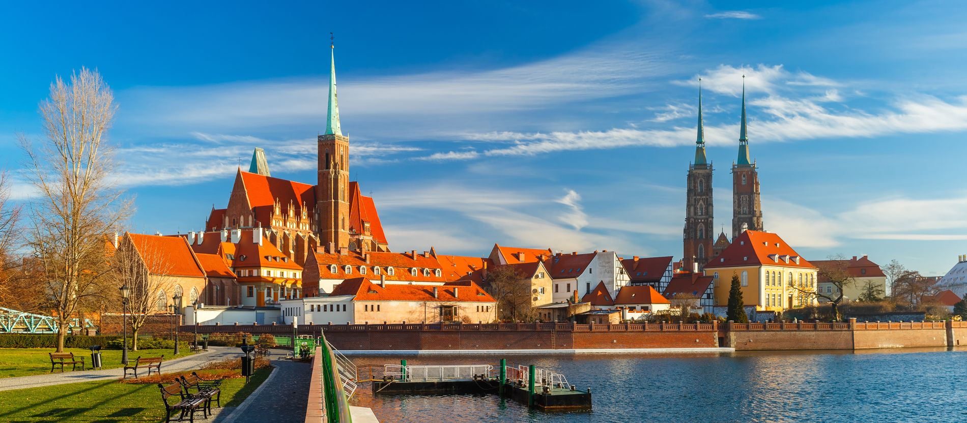 Blick auf die Dominsel in Breslau mit der Kathedrale St. Johannes der Täufer.