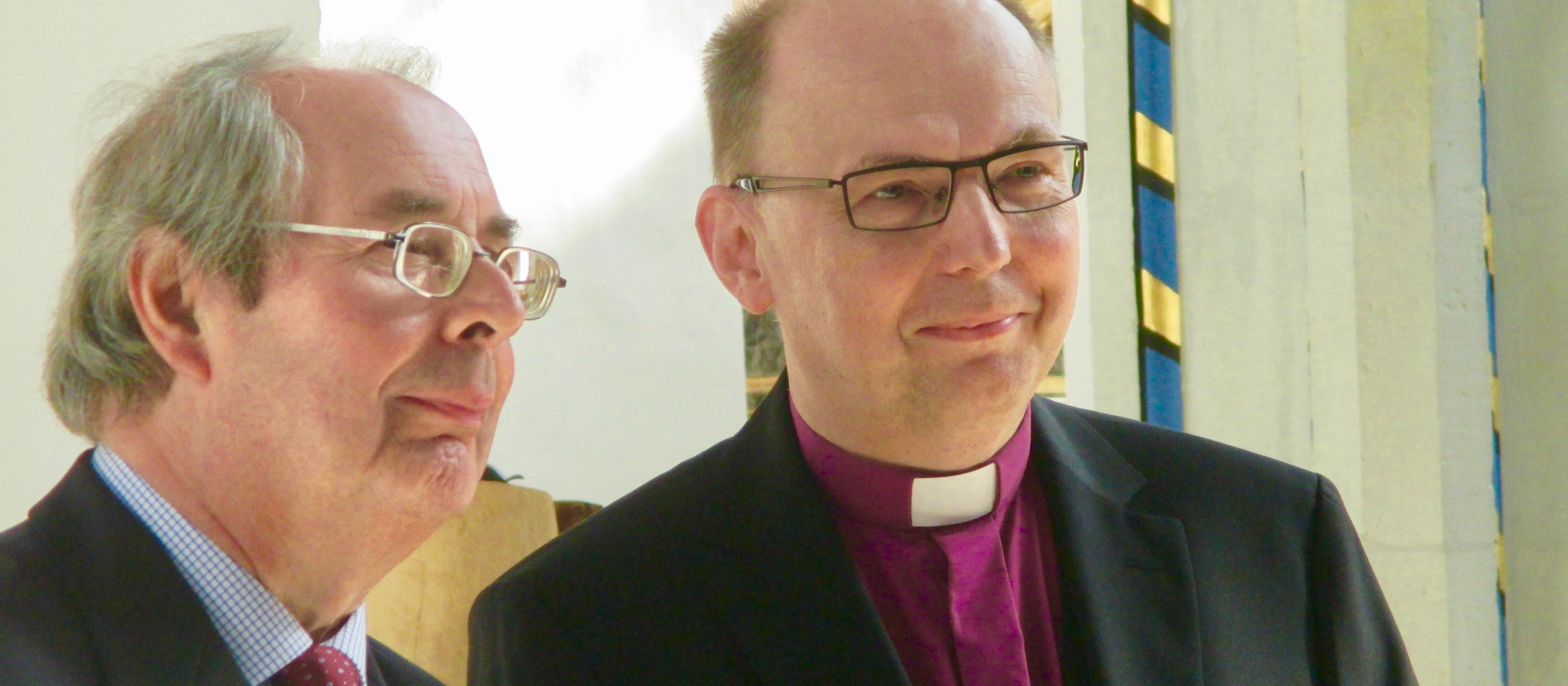 Der emeritierte Professor für alt-katholische Theologie an der Universität Bonn, Günter Eßer, mit dem alt-katholischen Bischof Matthias Ring.
