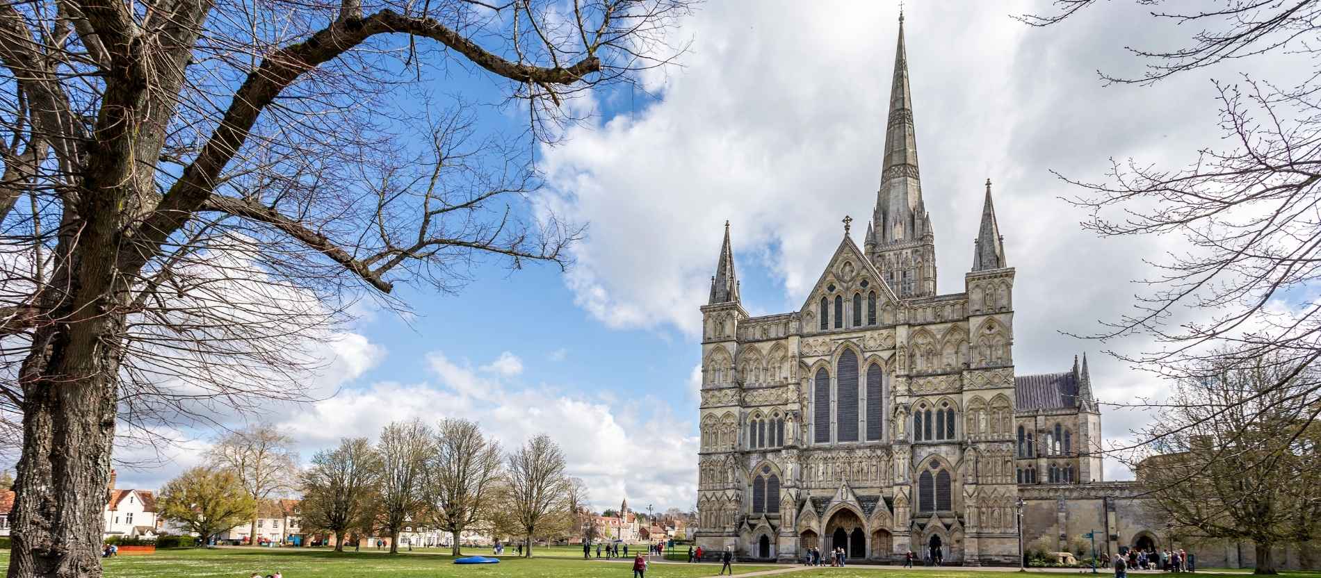 Die anglikanische Kathedrale im englischen Salisbury