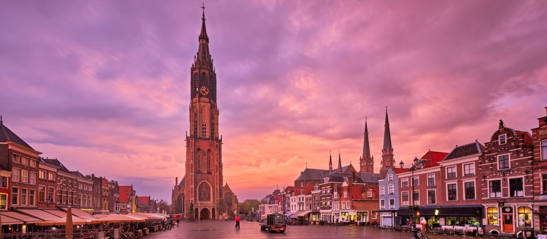 Die Nieuwe Kerk steht am Mark im niederländischen Delft