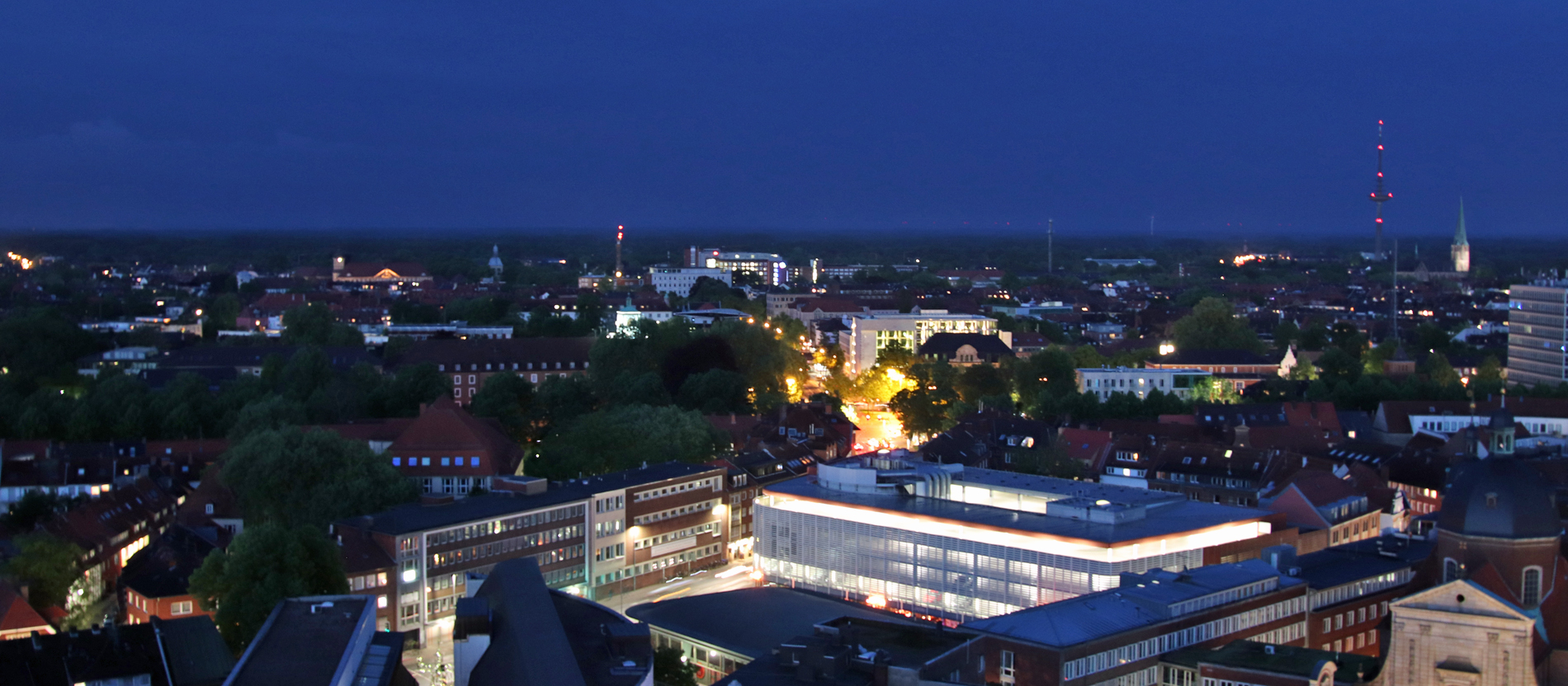 Ein Blick auf das nächtliche Münster vom Turm der Kirche St. Lamberti.