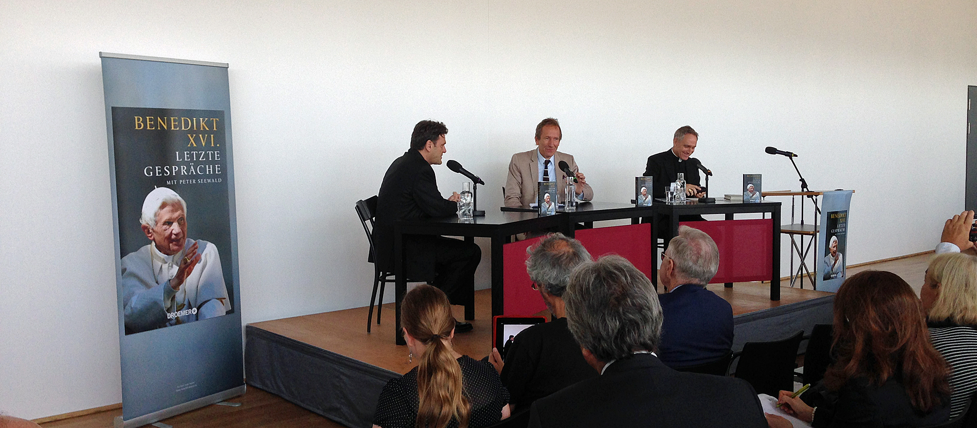 Buchvorstellung Interviewbuch Seewald-Benedikt XVI. in München