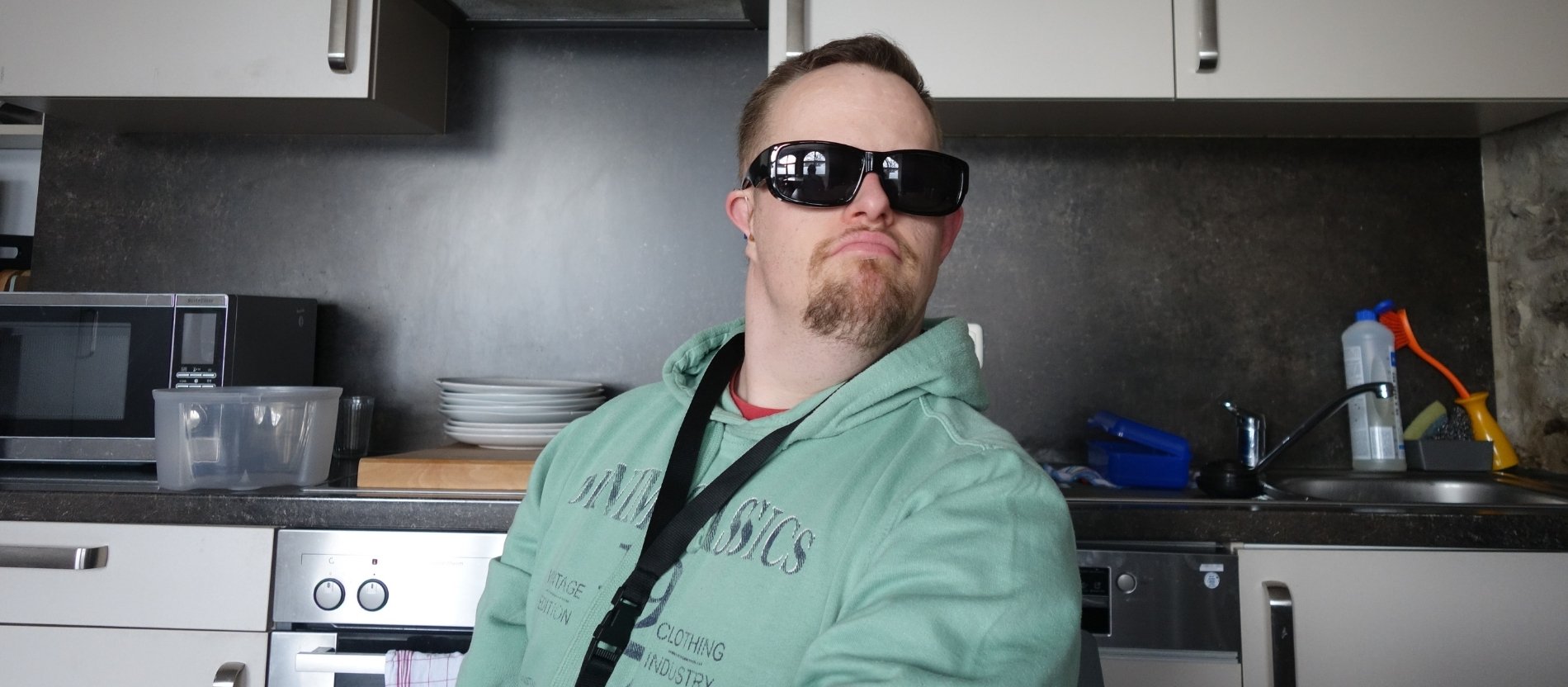 Leben mit Down-Syndrom: Lars-Oliver Stehler, sein Alltag und Glaube