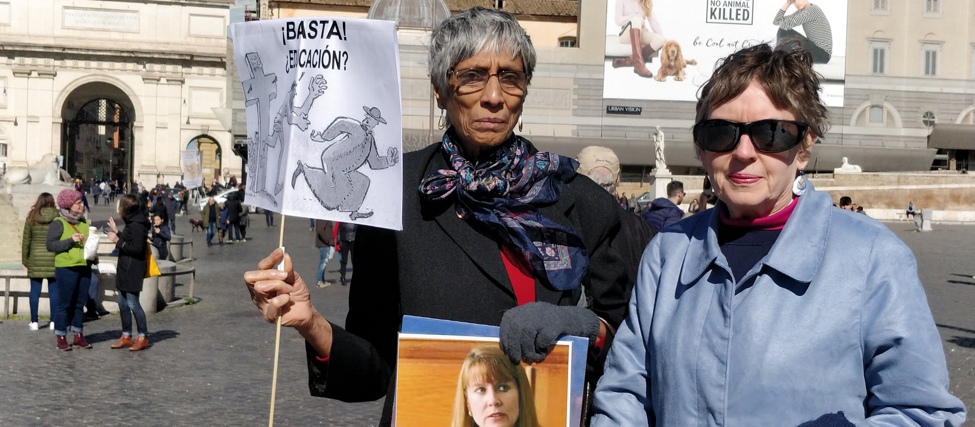 Virginia Saldanha und Anne Barrett Doyle 