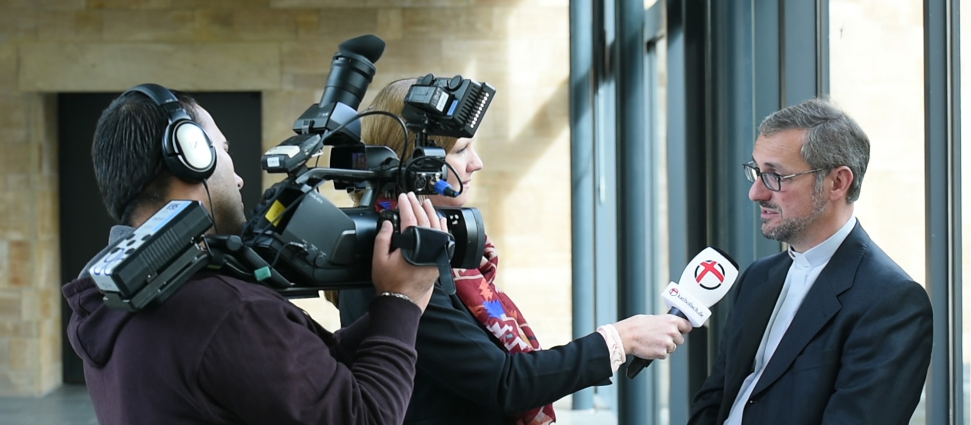 Der Hamburger Erzbischof Stefan Heße im Interview