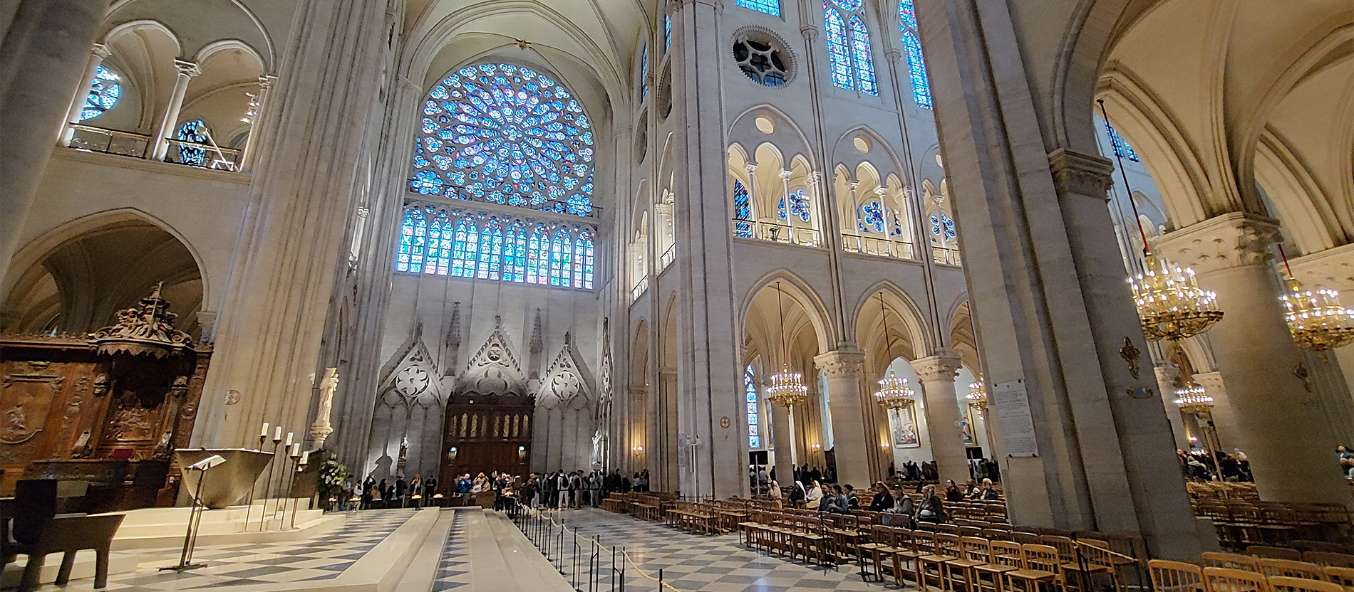 Rekordträchtige Besucherzahlen in Notre-Dame seit Wiedereröffnung