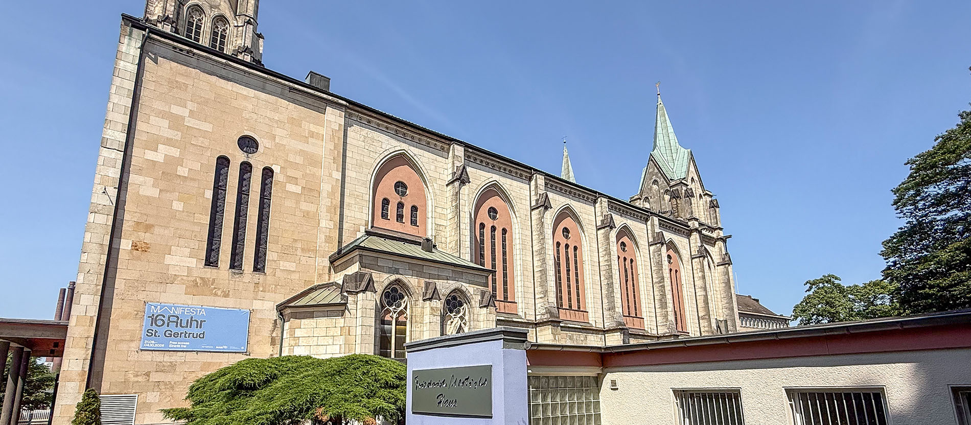 Die ehemalige Kirche Sankt Gertrud ist heute Standort der privaten Hochschule der bildenden Künste Essen HBK
