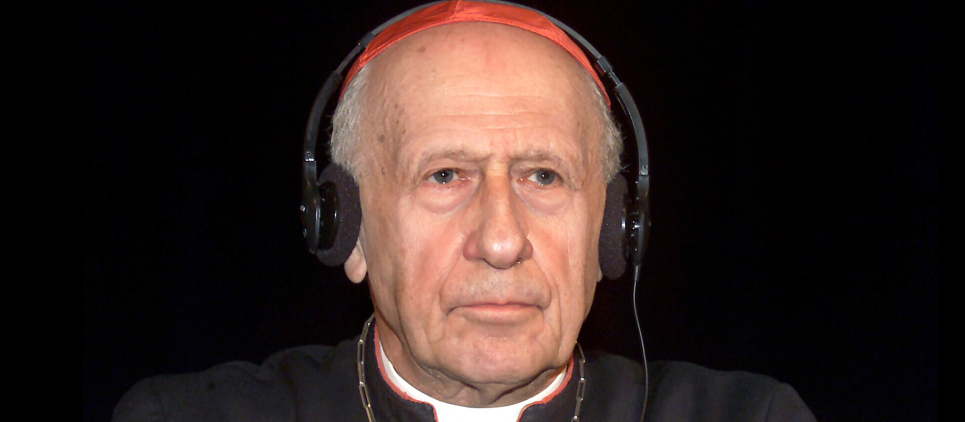 Papst besucht gestürzten Kardinal Etchegaray