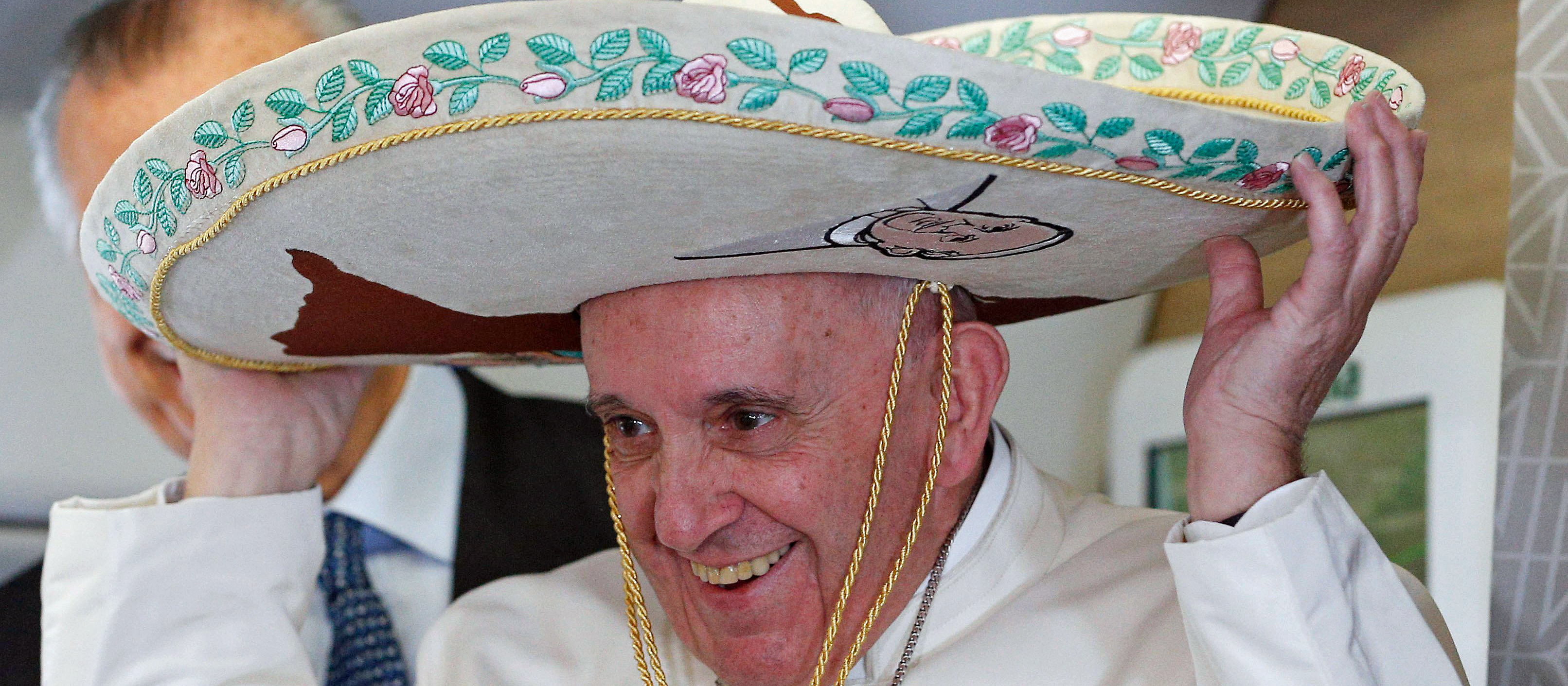 Papst Franziskus mit Sombrero