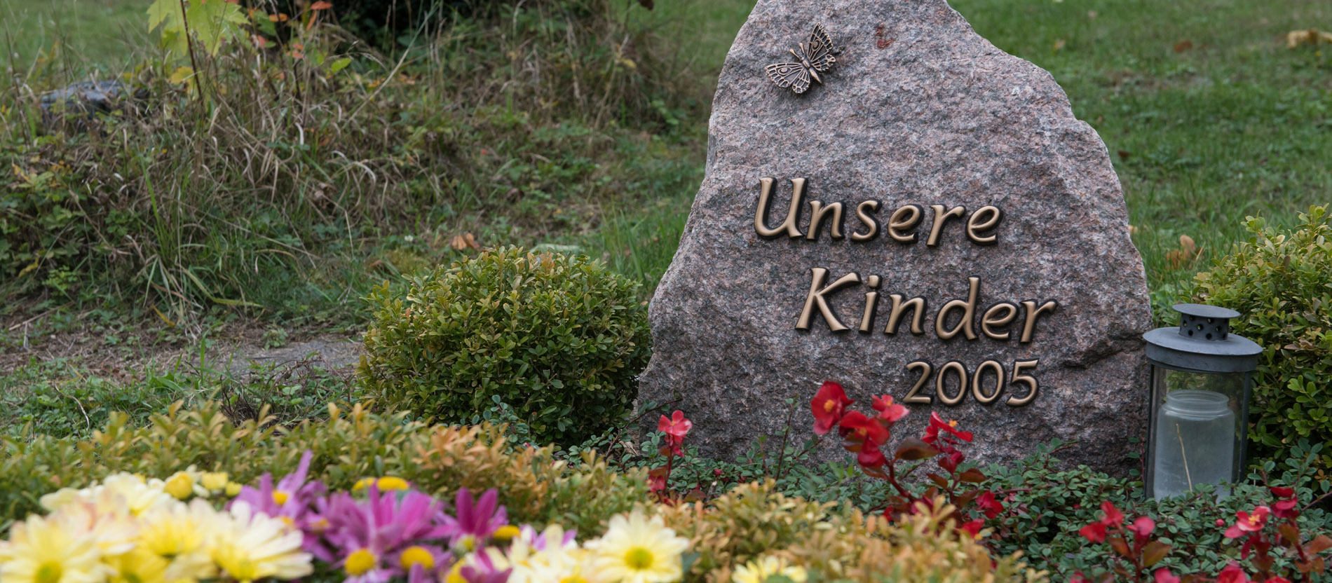 Gedenkstätte für totgeborene Kinder auf dem Nordfriedhof in Bonn am 18. Oktober 2016.