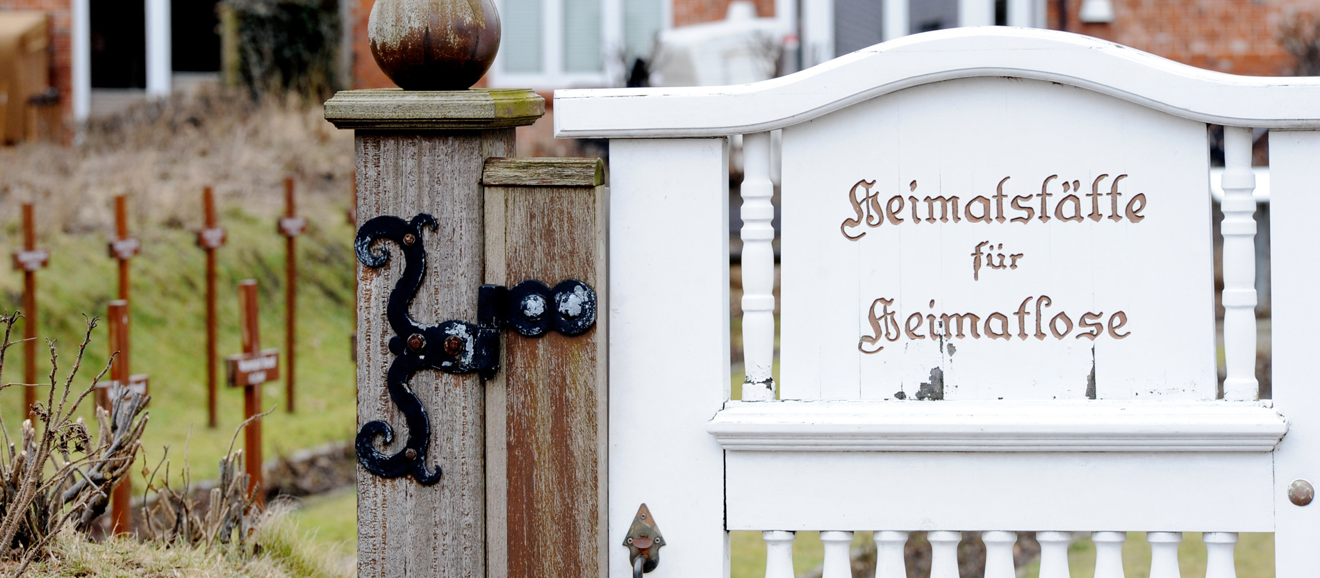 Eingangstor zu einem Friedhof für ertrunkene Seeleute auf Sylt. 