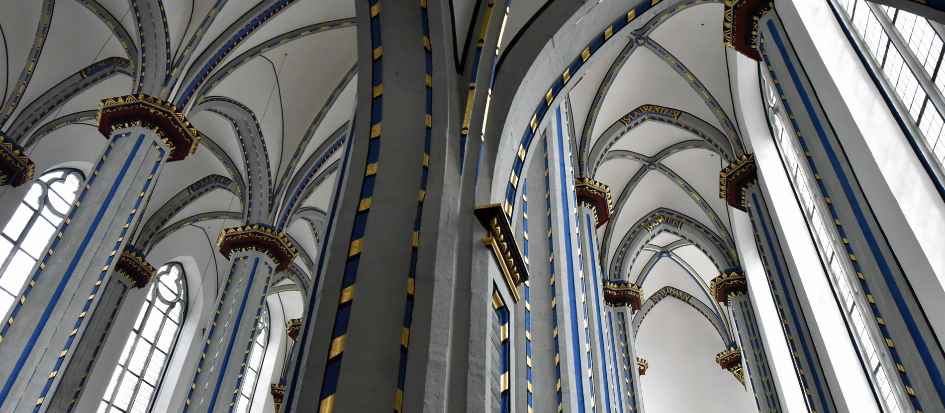 Die Namen-Jesu-Kirche in Bonn