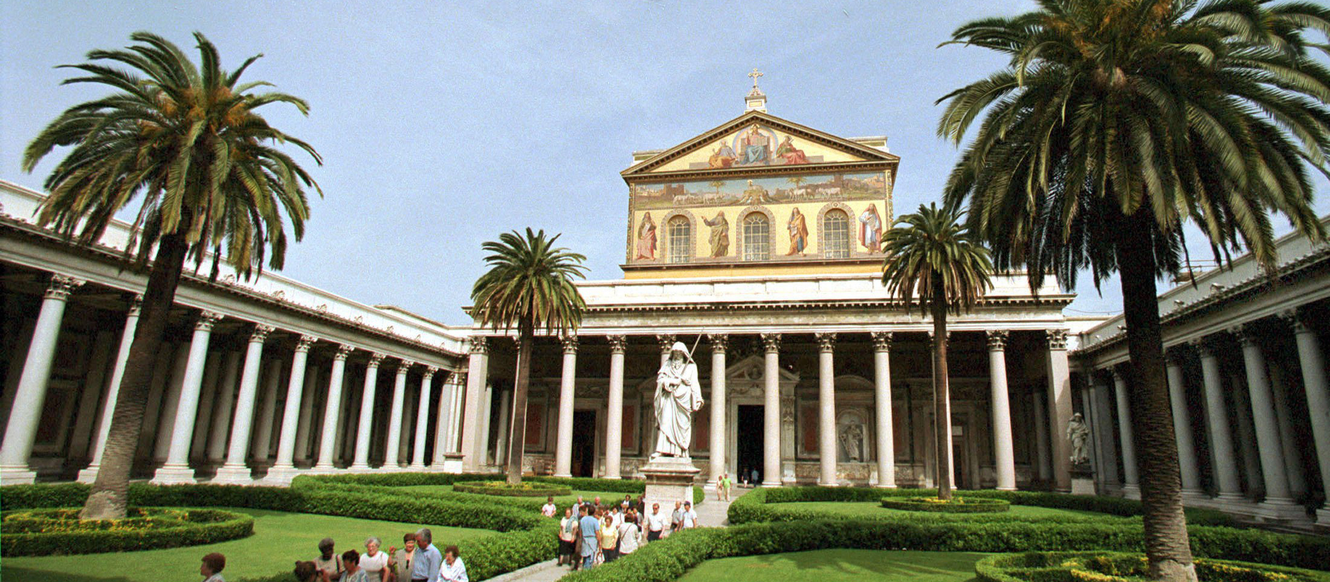  Basilika San Paolo fuori le Mura (Sankt Paul vor den Mauern) in Rom.